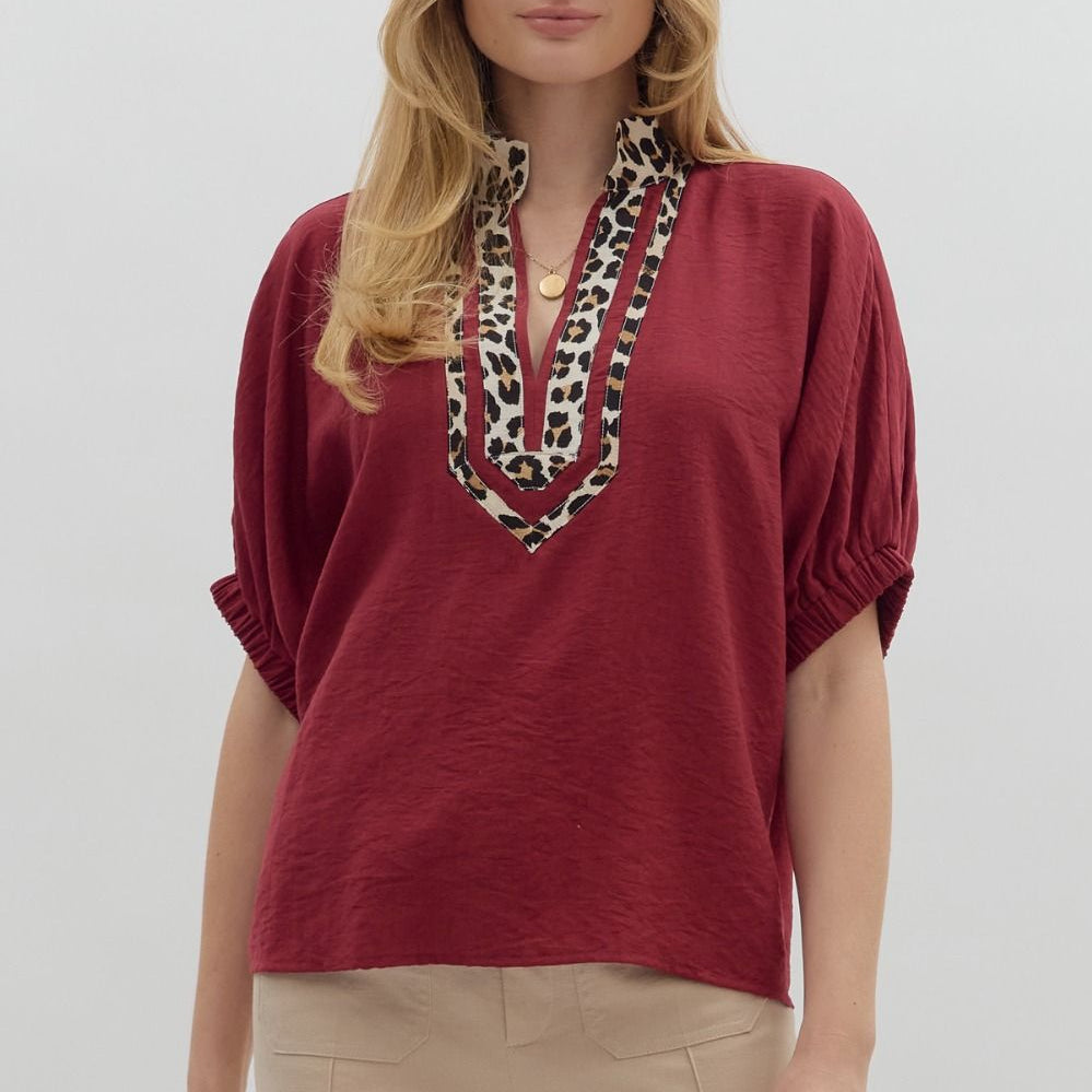 GREEN DOLMAN TOP WITH LEOPARD PRINT NECK